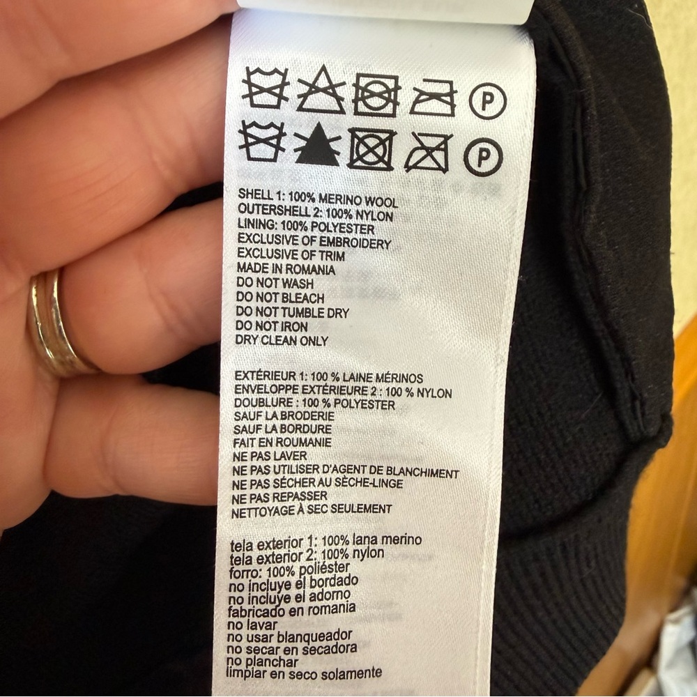 Canada Goose Windbridge Men’s Hoodie Size Medium - Picture 7 of 7